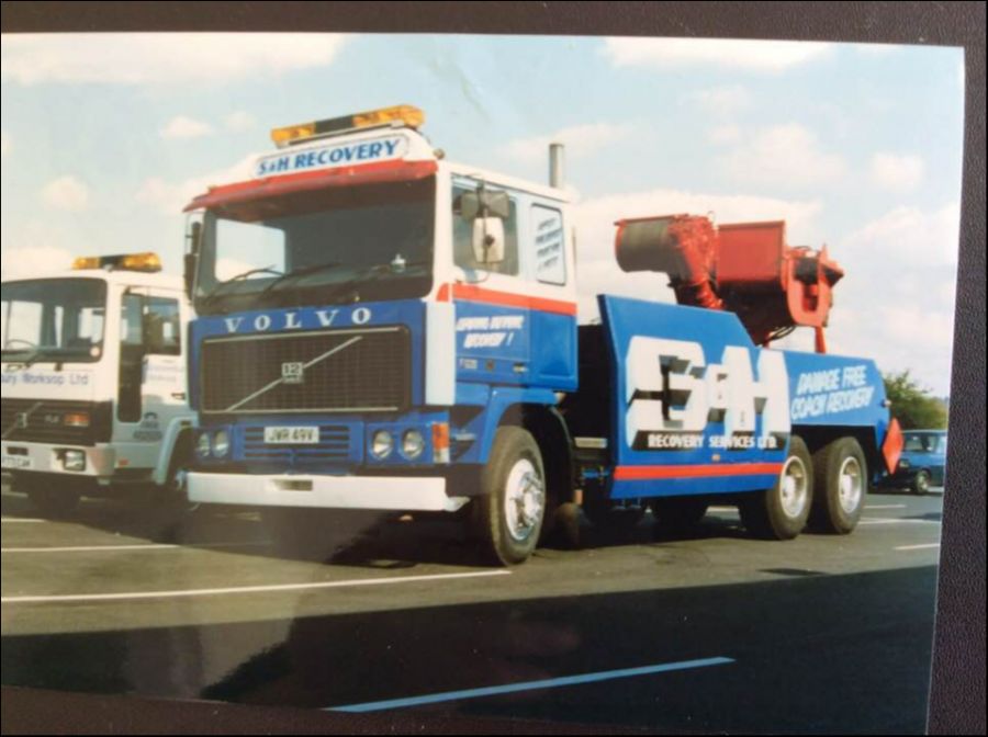 Volvo F12 fitted with Martian gear